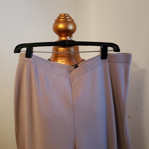 Nice Rayon pants and jacket - Picture 5 of 8